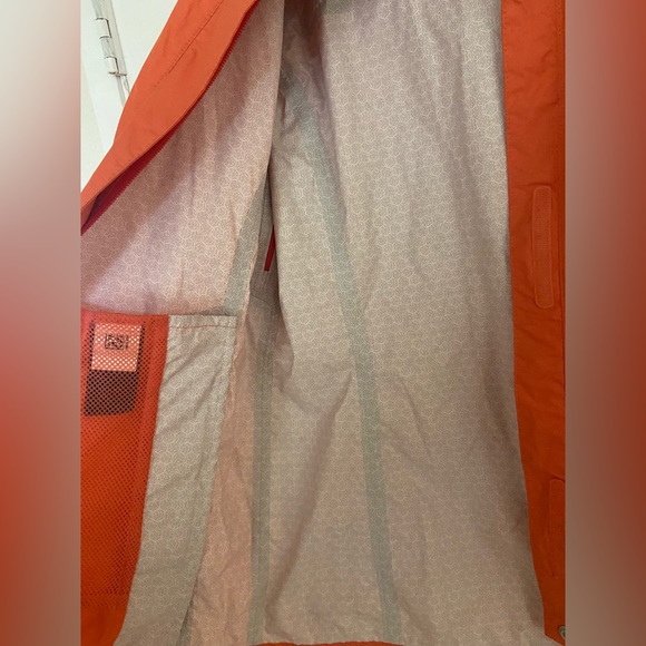 The North Face Women's Rain Jacket Size XS Color Coral Dry Vent - Picture 7 of 10
